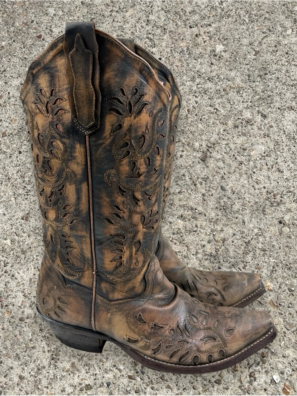DAN POST pre distressed snip toe western boots